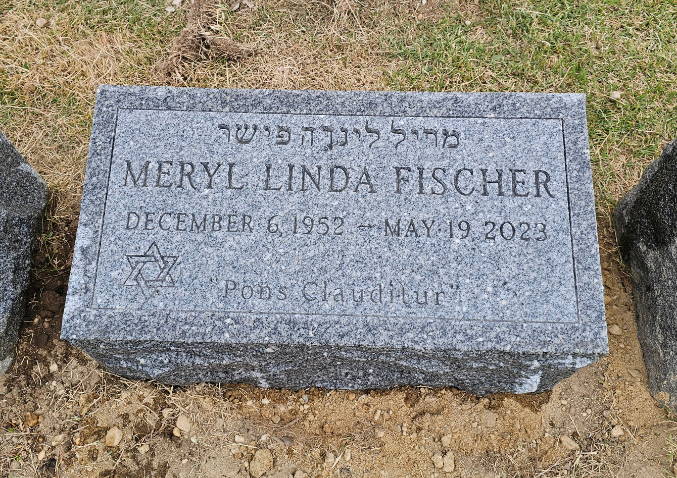 Flush Marker Barre Grey Jewish Monument